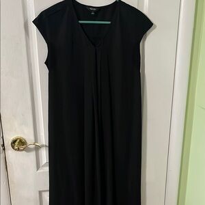 Simply Vera Vera Wang Black Midi Dress